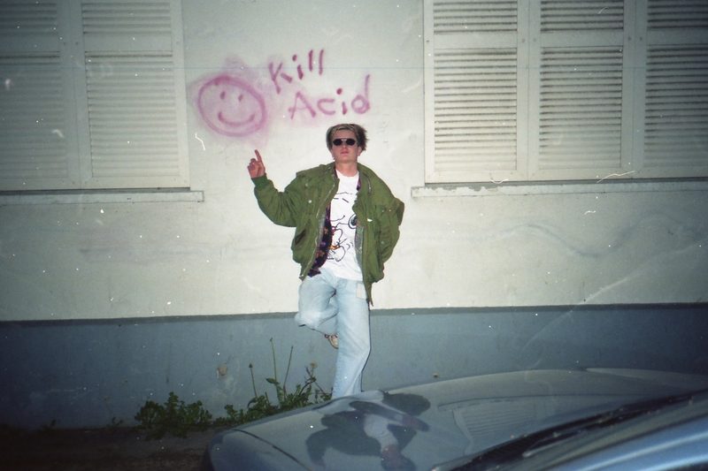 Lars · Kill Acid