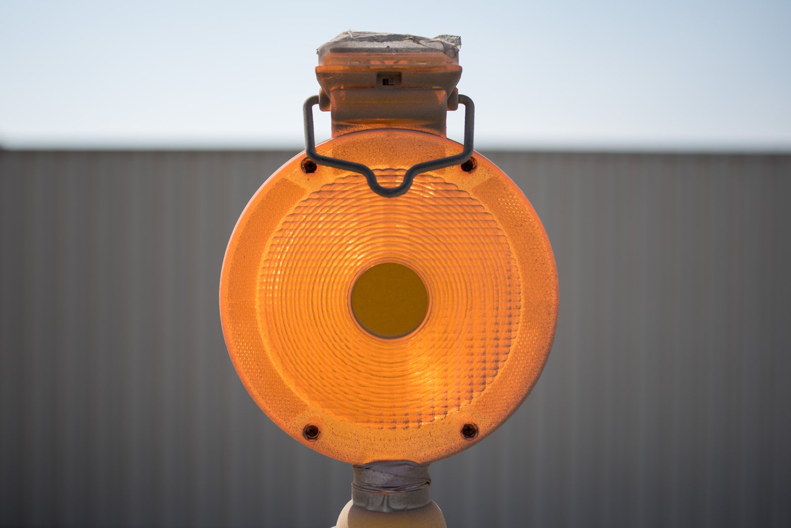 Aufbau-Baulampe am Eröffnungstag