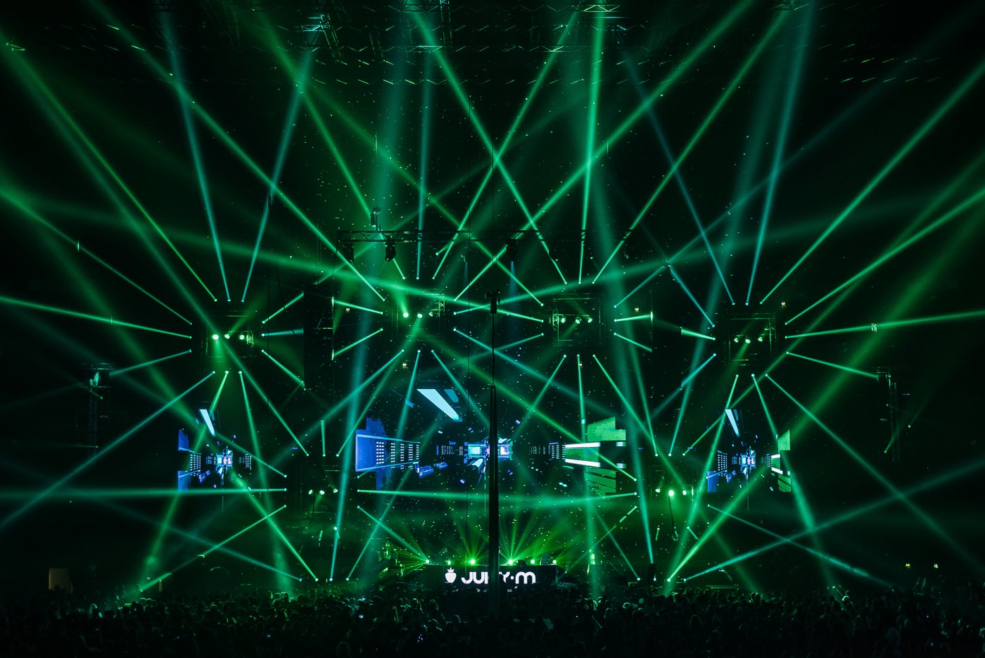 Titania Rave Essen · 03
